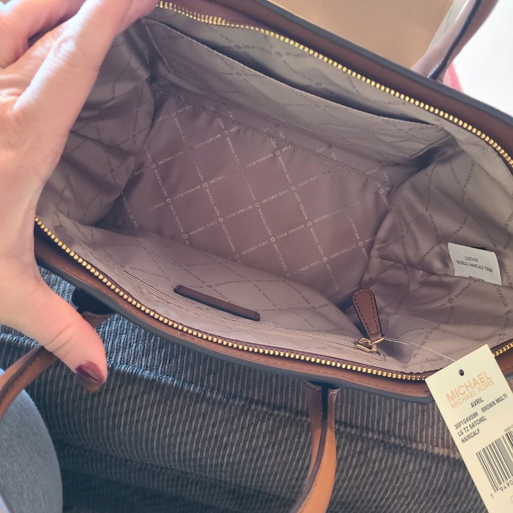 New with tags Michael Kors Purse - Picture 3 of 5